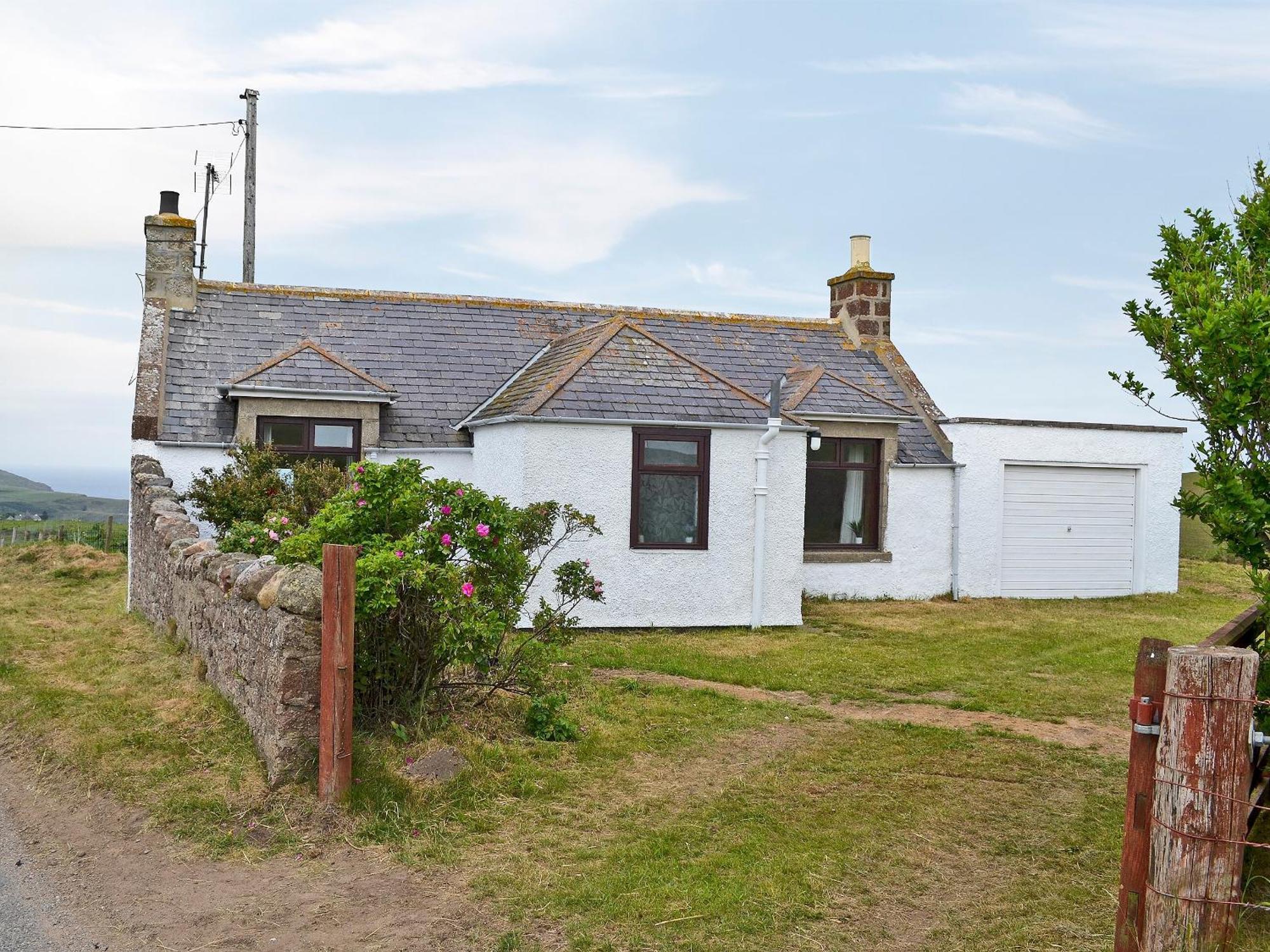 Mains Of Auchmedden Cottage Pennan Bagian luar foto